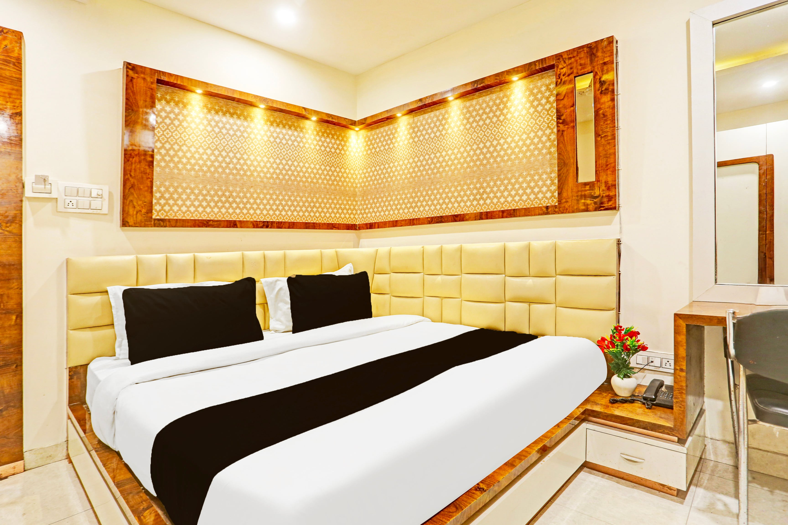 collection o phalka bazaar gwalior formerly bliv