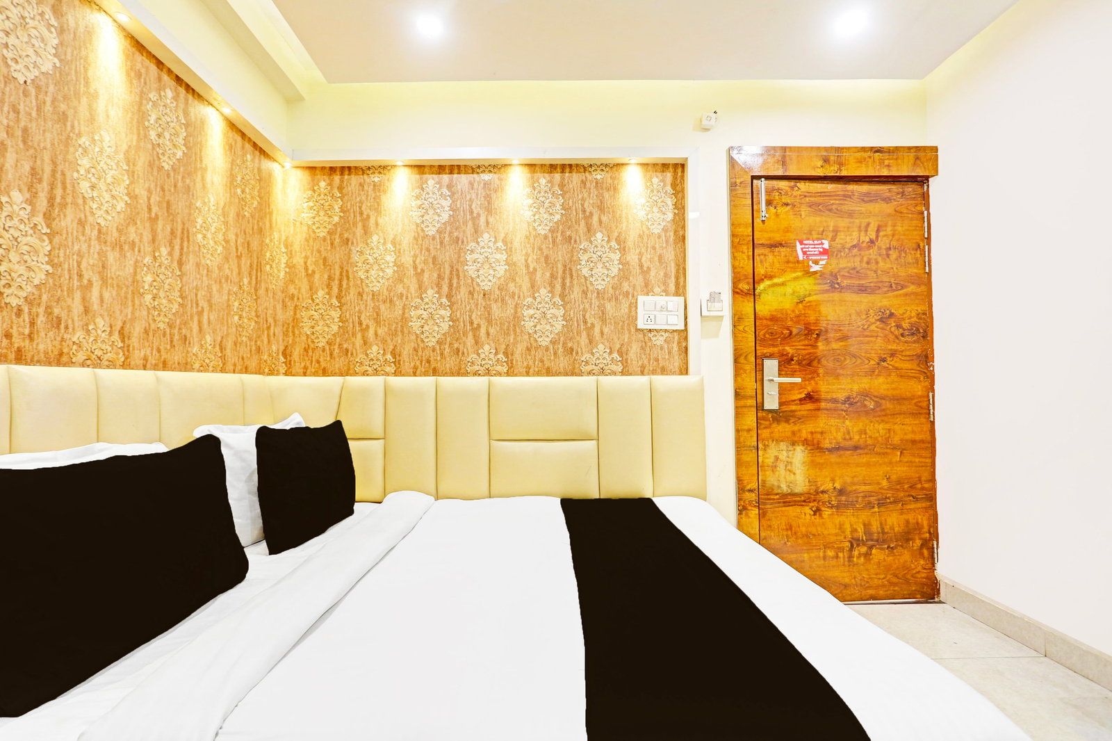 collection o phalka bazaar gwalior formerly bliv