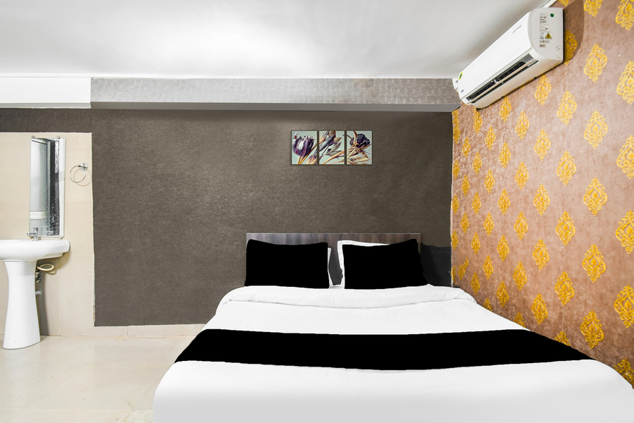 super hotel o champasari siliguri formerly four fox suits