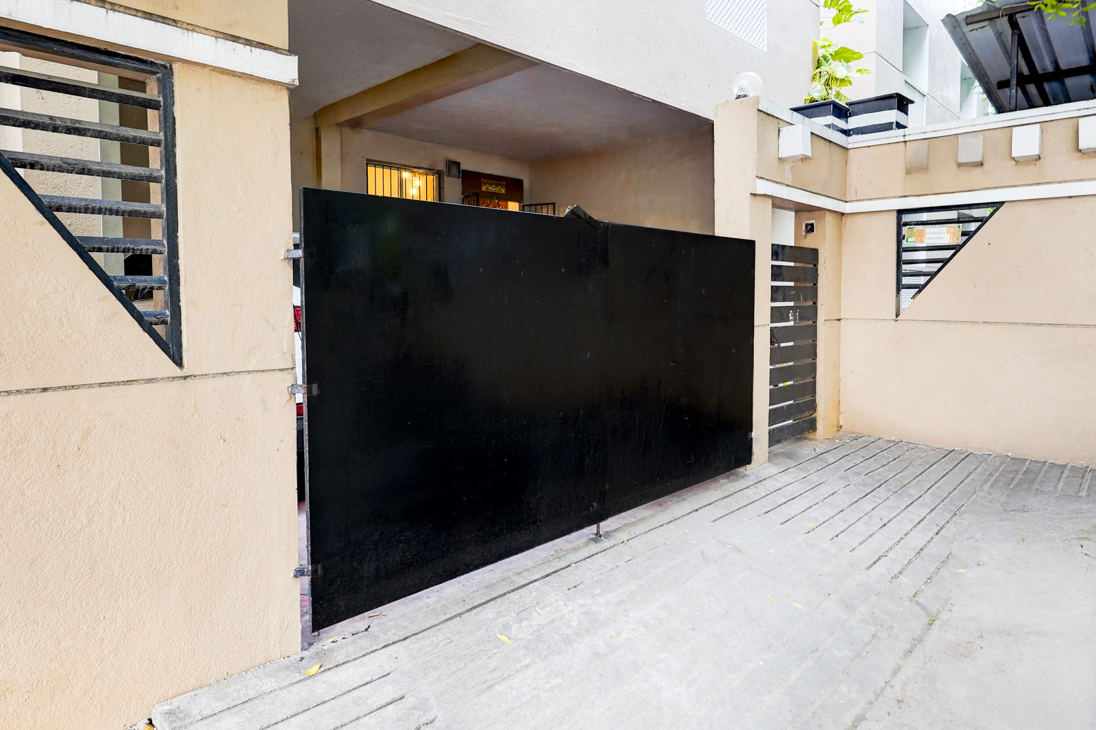 Super Hotel O Chrompet Near Rela Hospital,,3 star
