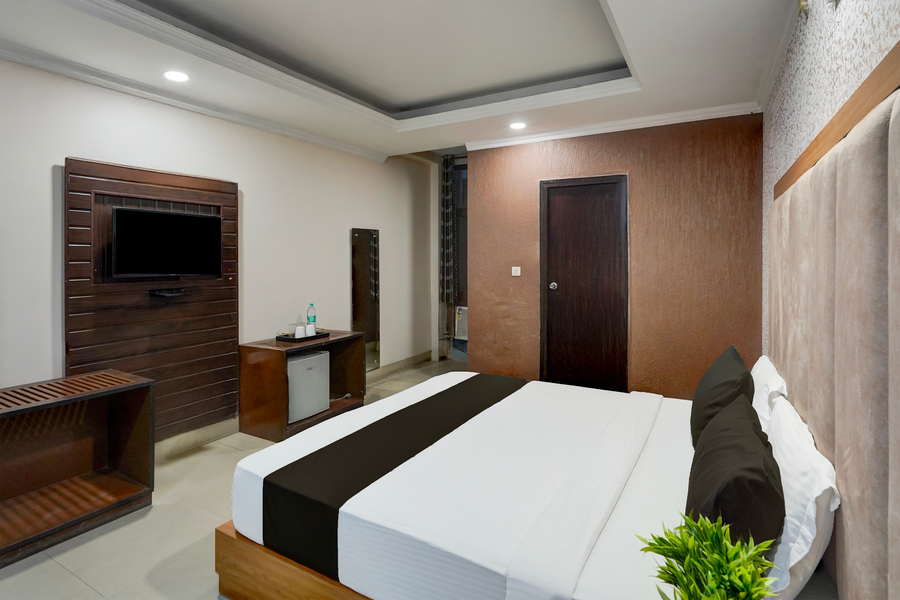 super hotel o awas vikas near bus stand formerly hotel rivera