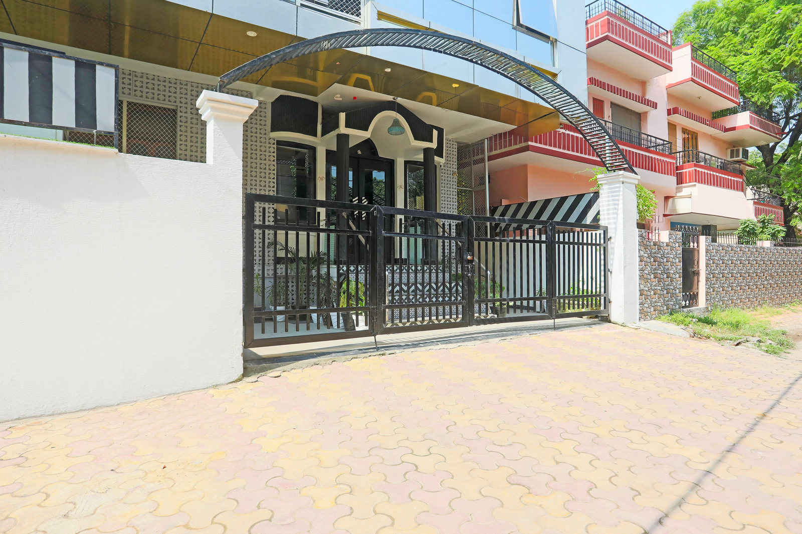 Super Townhouse Cantonment Varanasi Formerly Sarin Inn,,3 star