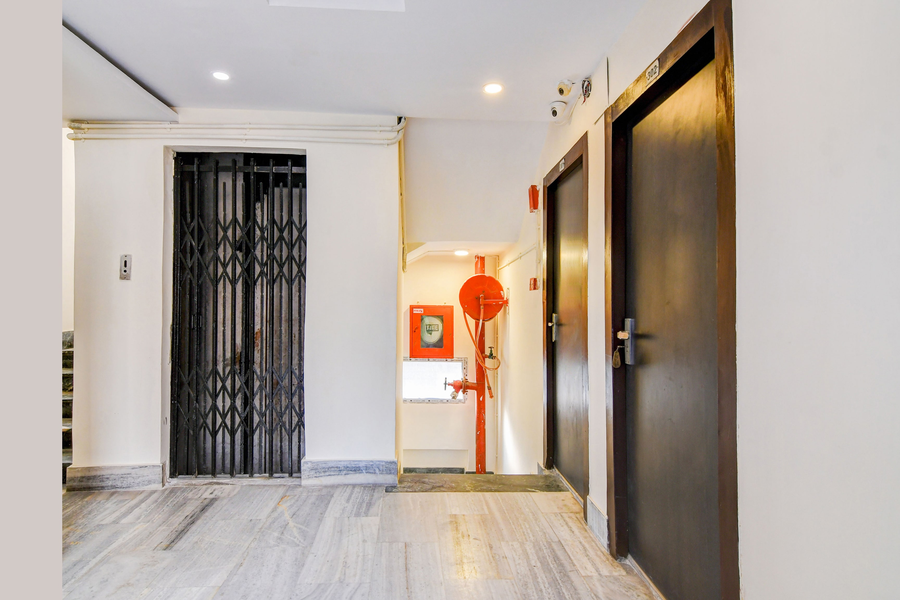 Super Hotel O Sarat Bose Road Formerly Shree Guest House,,3 star