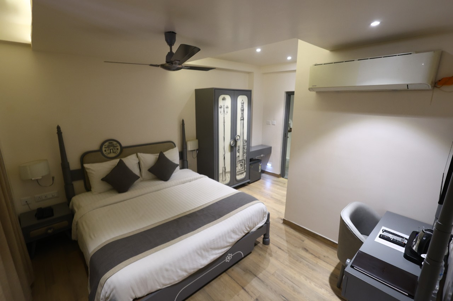 Hotel Metro Prime,Tangra,3 star