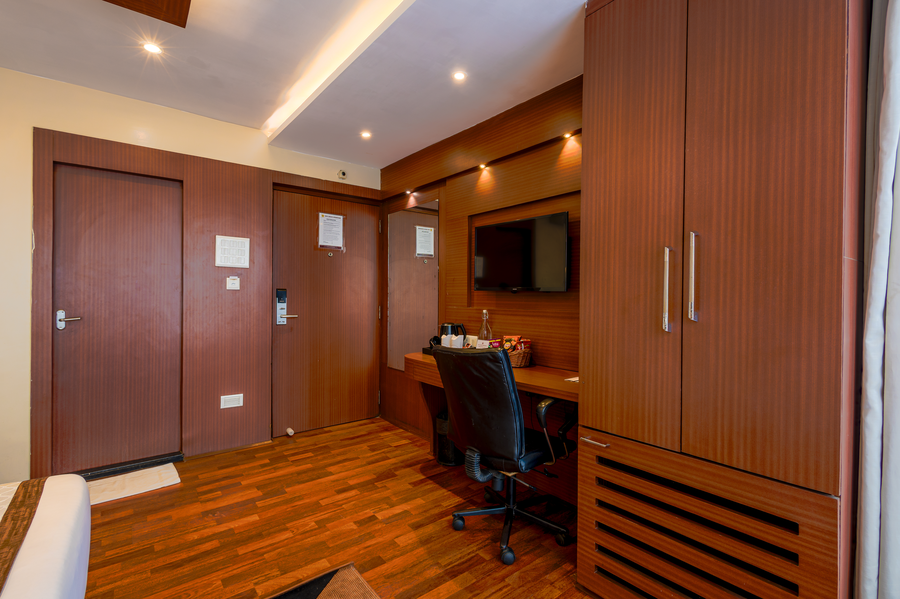 hotel sawood international