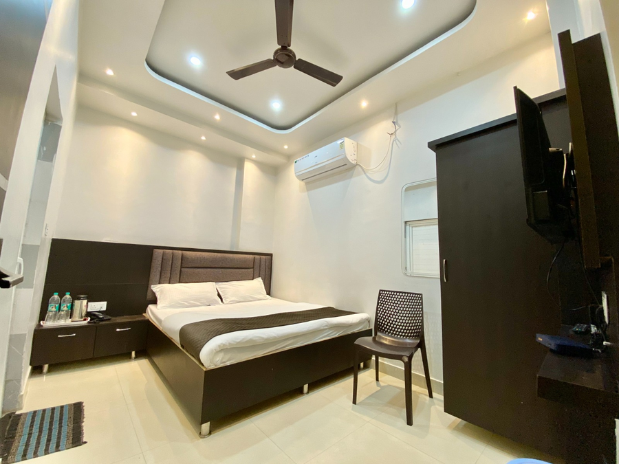 Butterfly Inn,,2 star