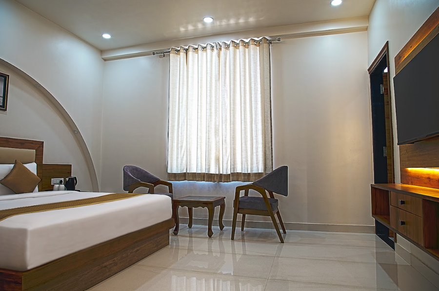 treehouse the royal chandra mahal jaipur