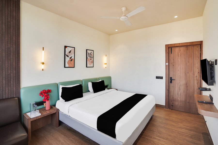 super townhouse arvind marg pachamarhi
