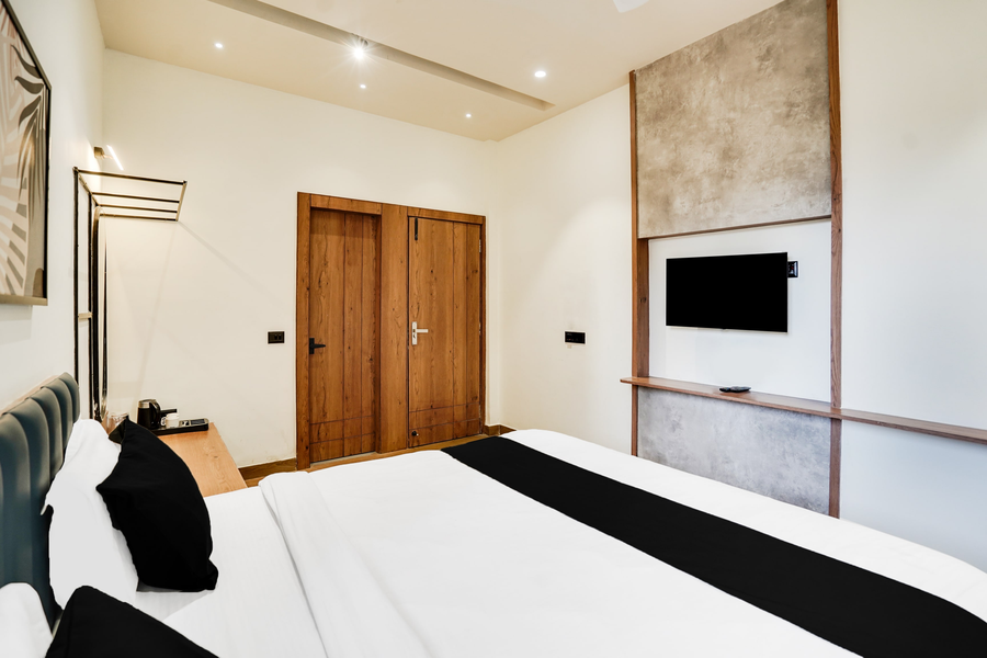 super townhouse arvind marg pachamarhi