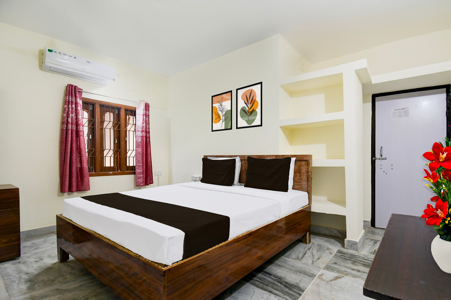 super hotel o khandagiri near dn regalia mall