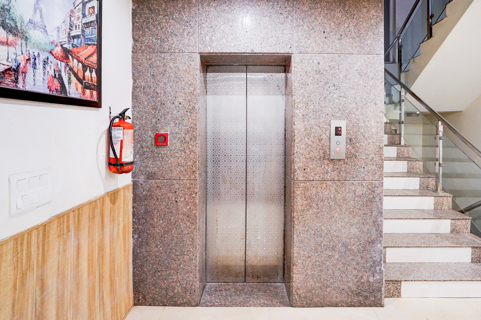 super townhouse sector 122 noida