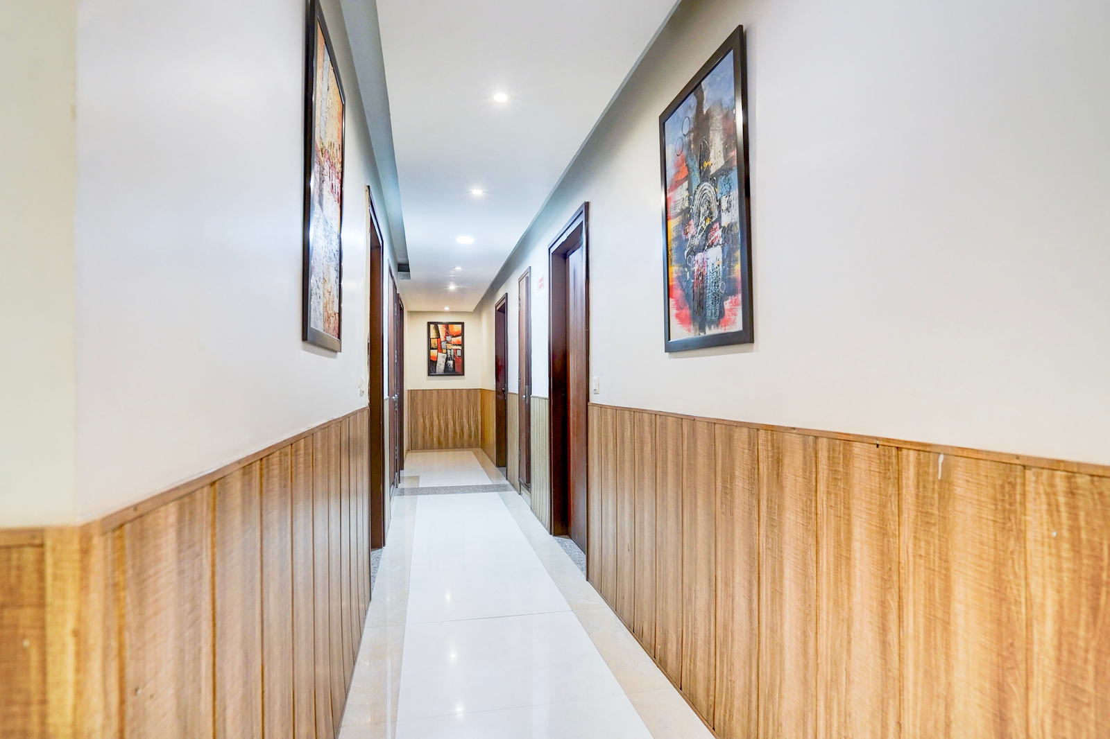 super townhouse sector 122 noida