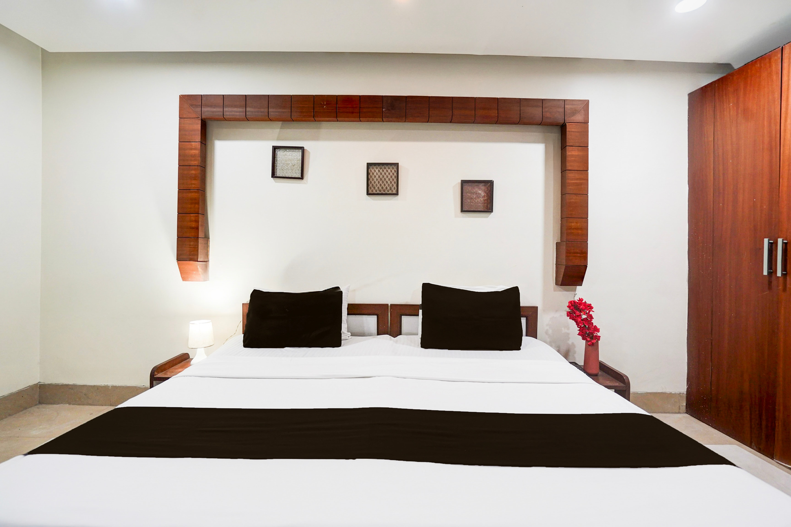 super townhouse sector 122 noida