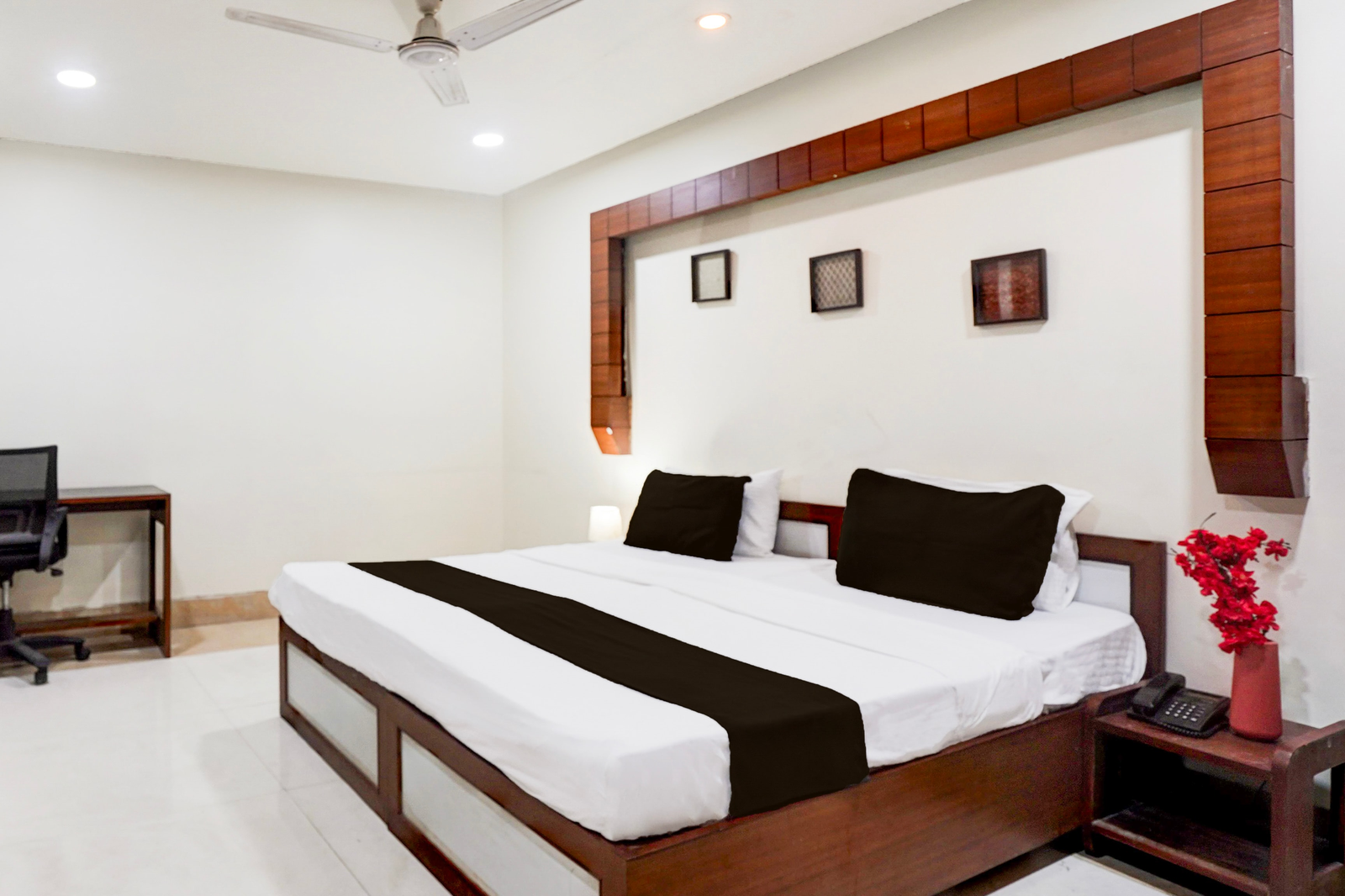 super townhouse sector 122 noida