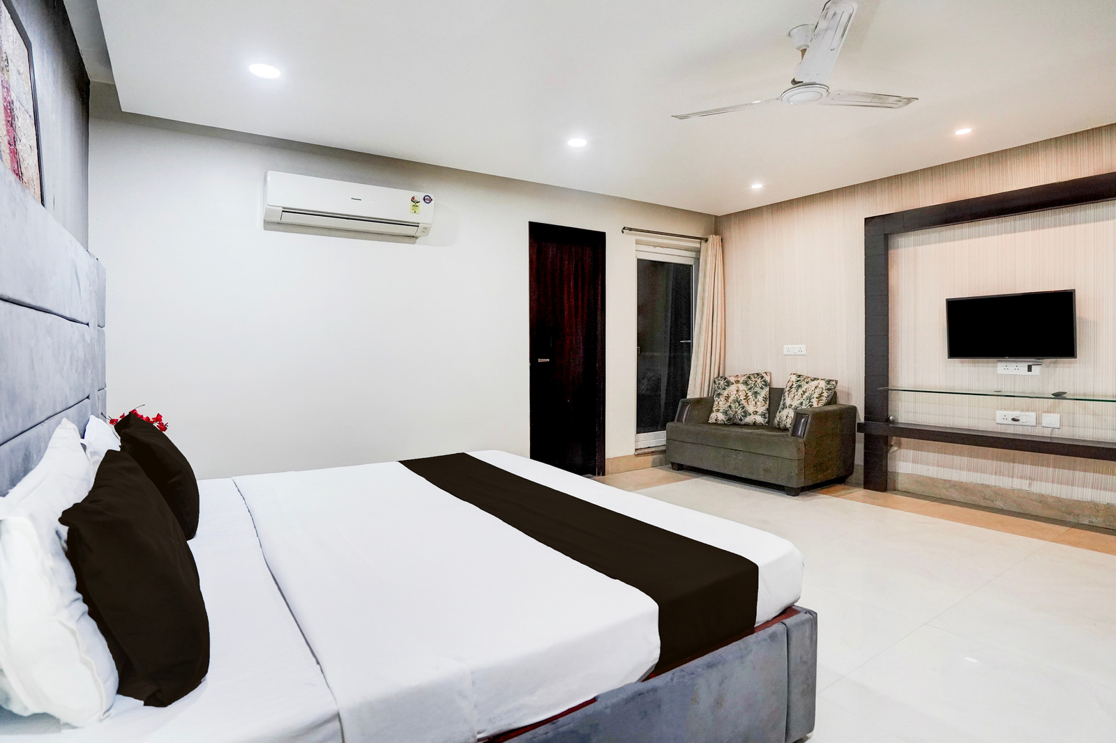 super townhouse sector 122 noida