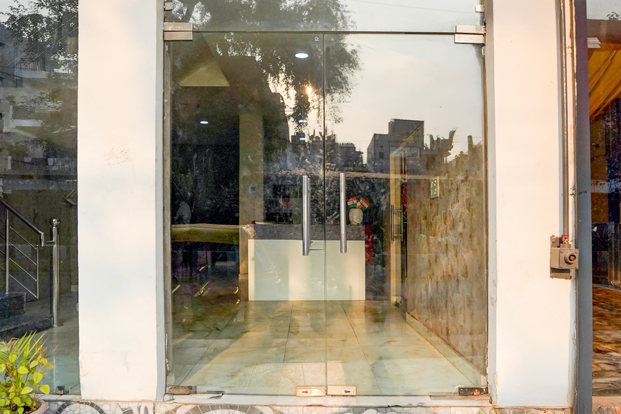 Collection O Dallupura Road Noida,,3 star