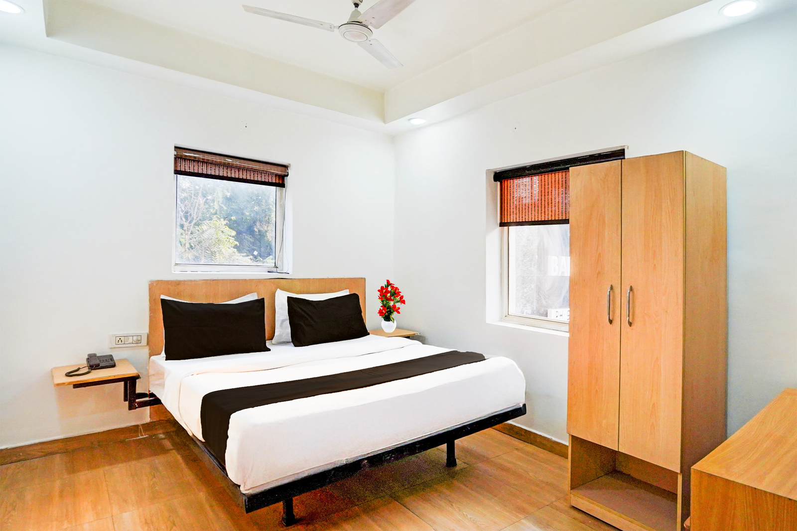 super collection o dallupura road noida