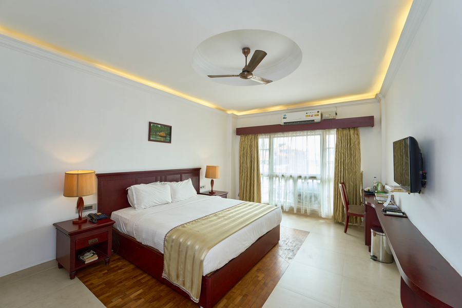 no 18 hotel