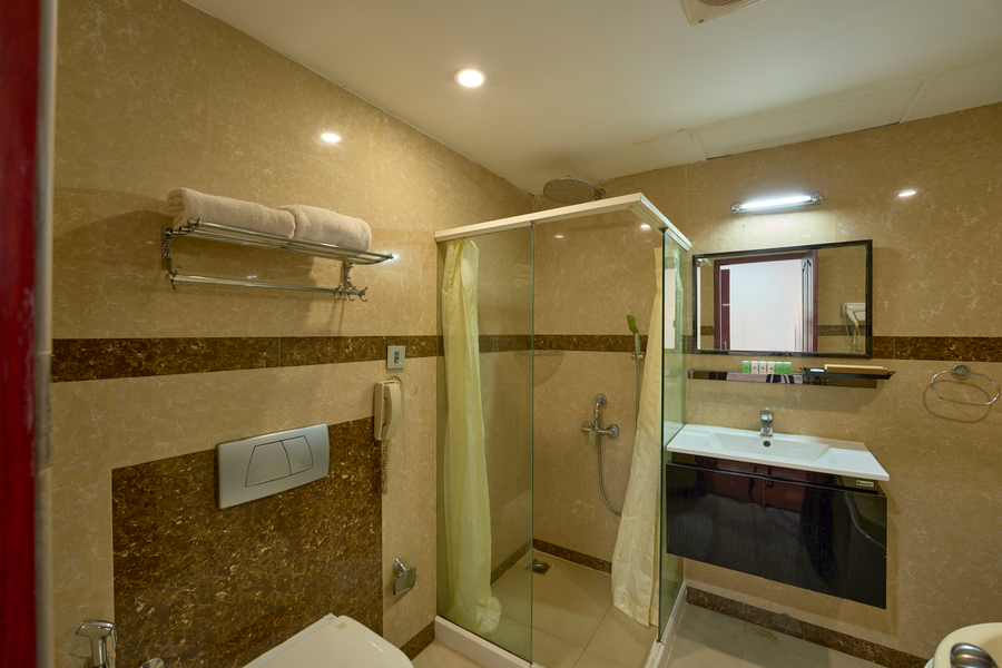 no 18 hotel