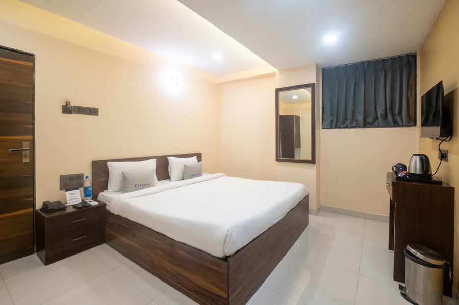 hotel pravasa stay shirdi