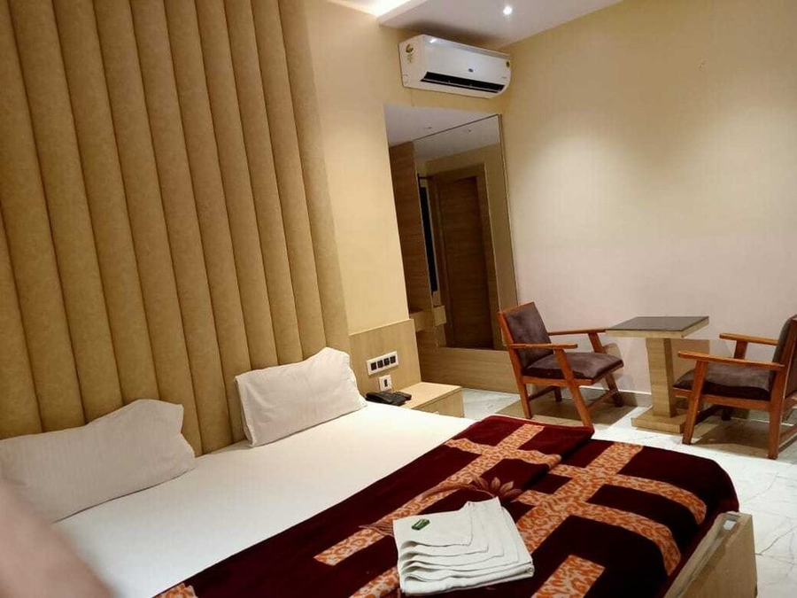 palette hotel relax deoghar