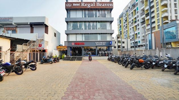 Hotel Regal Heaven,Wagholi,3 star