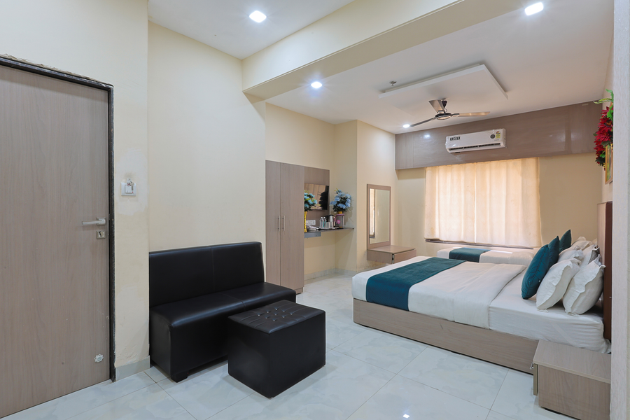 hotel lord krishna dham