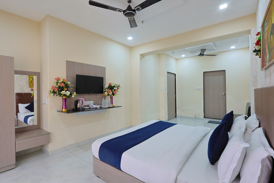 hotel lord krishna dham