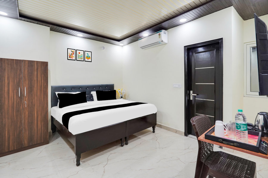 super collection o nirman vihar