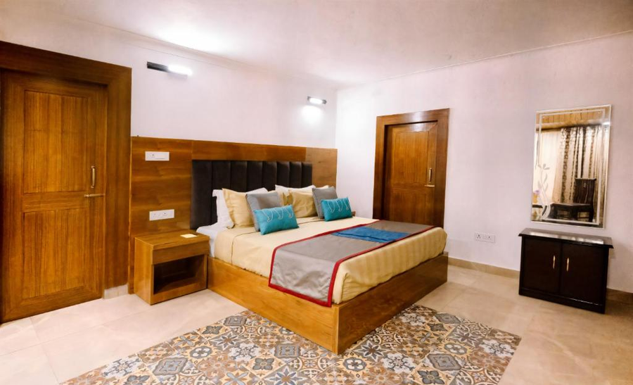 justa lake view residences nainital