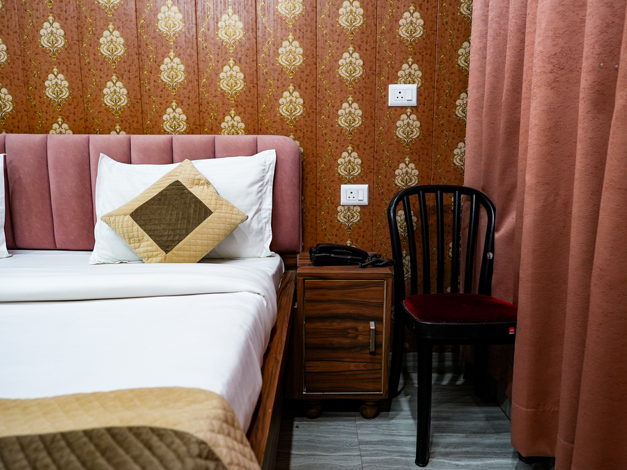 sun high stay luxury guest house