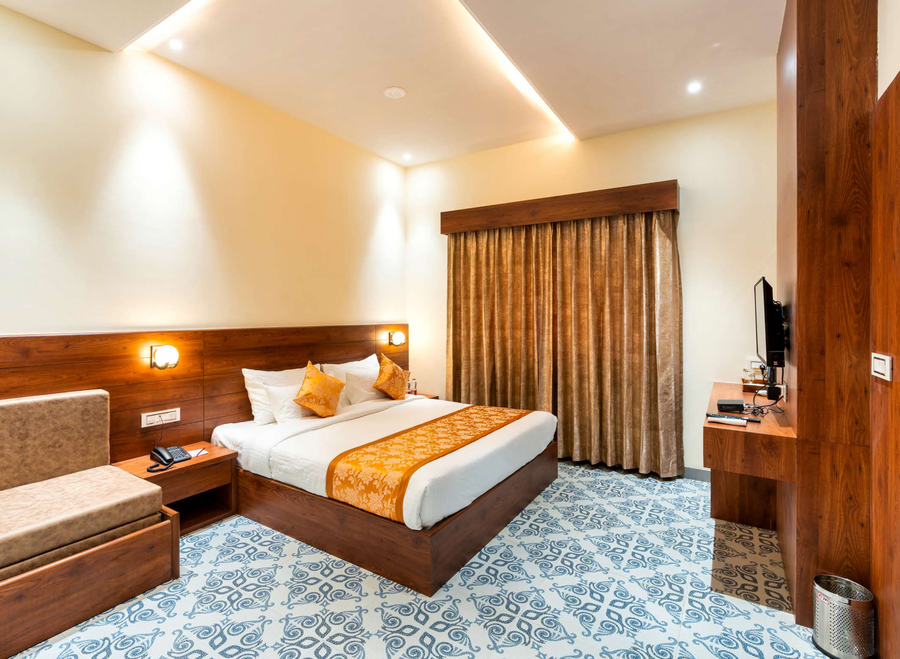 The Grand Fateh,Fateh Sagar Lake,3 star