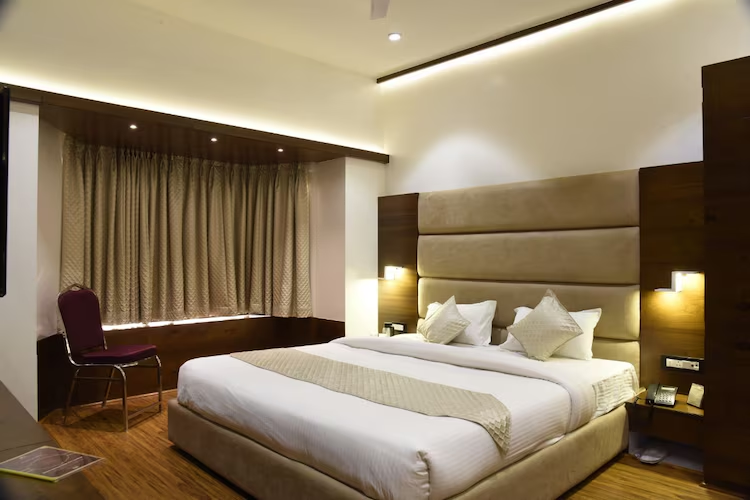 hotel samdareeya pvt ltd jabalpur