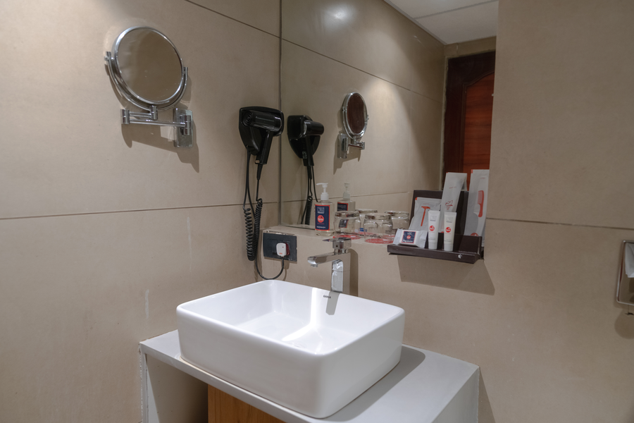 hotel kk by spree rajkot