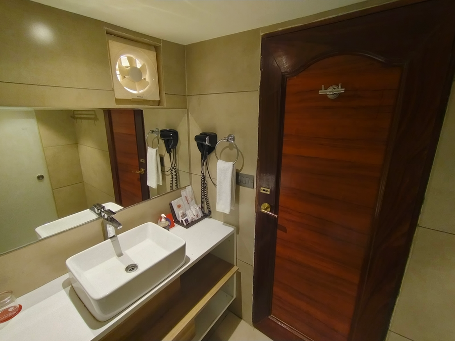hotel kk by spree rajkot