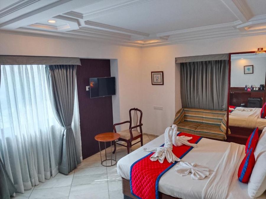 Hotel Kk By Spree Rajkot,Kailash Nagar,4 star