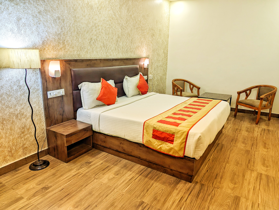 elegance suites gomti nagar