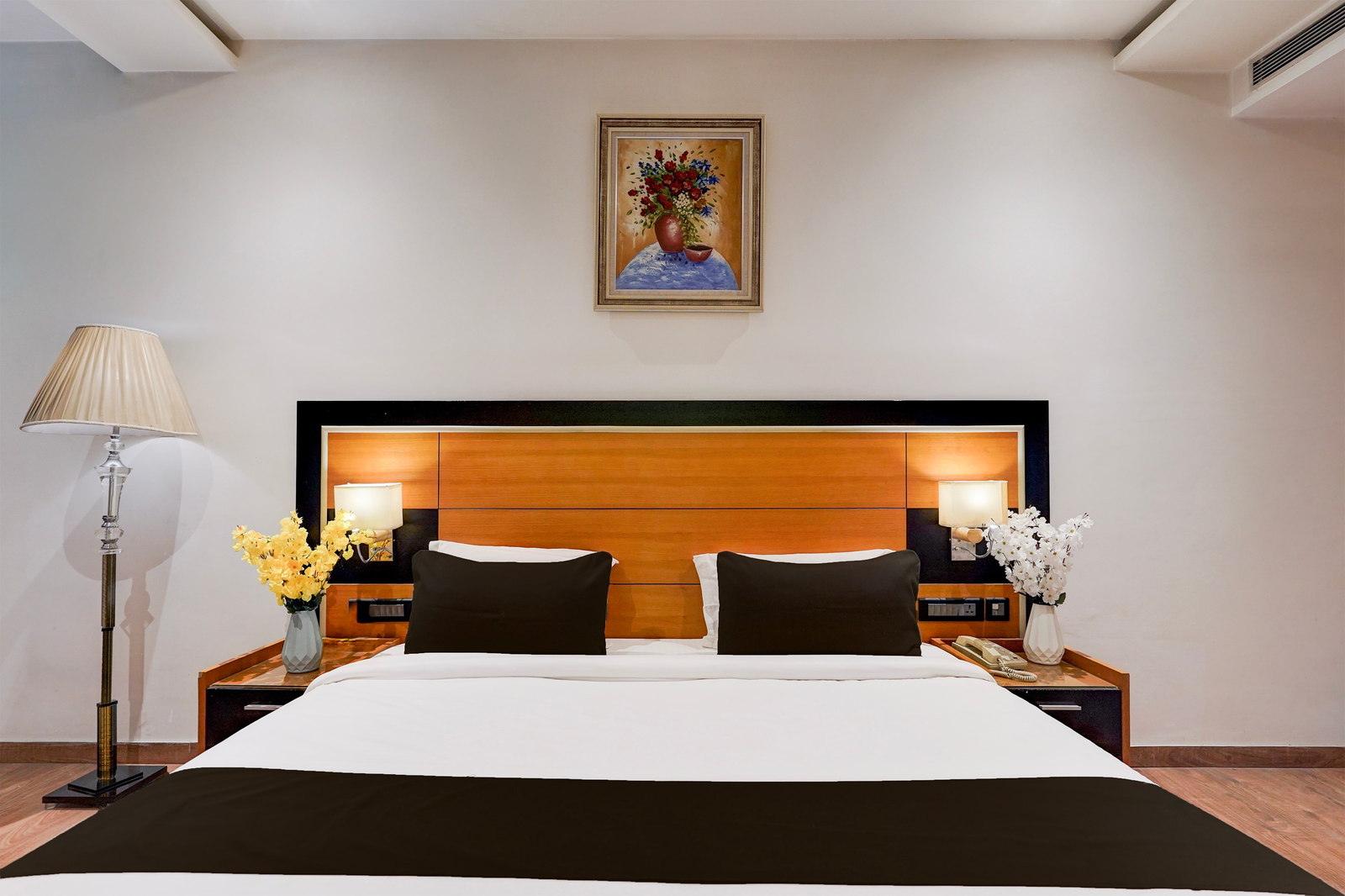 townhouse oak agra near sultanganj puliya formerly bb grand