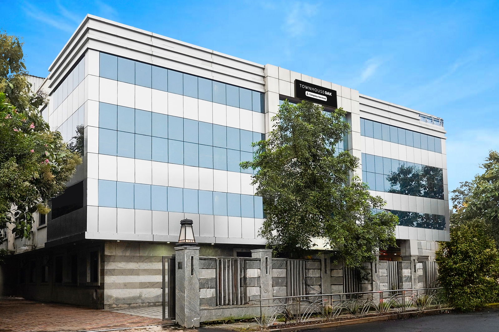 Townhouse Oak Alandur Near Chennai Airport,,3 star