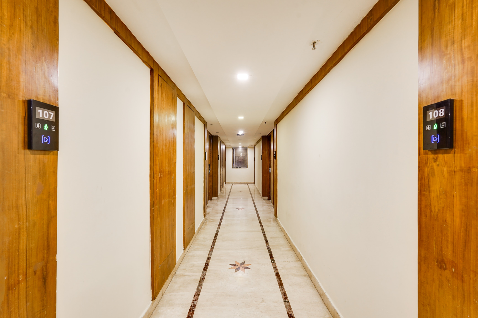 Townhouse Oak Alandur Near Chennai Airport,,3 star