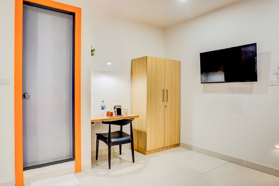super townhouse hadapsar formerly savali inn