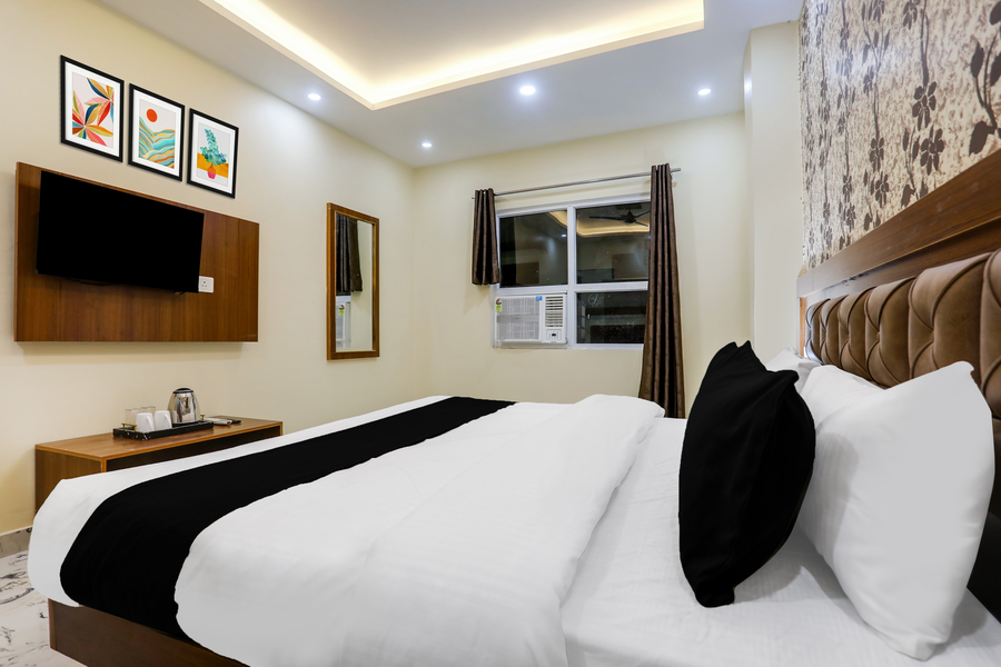 super townhouse ghunghrani street godowlia