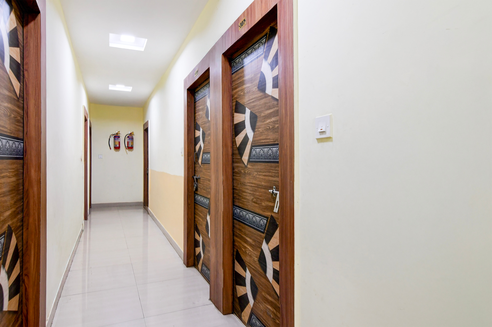 hotel o beleghata formerly santoshi banquet and marriage hall