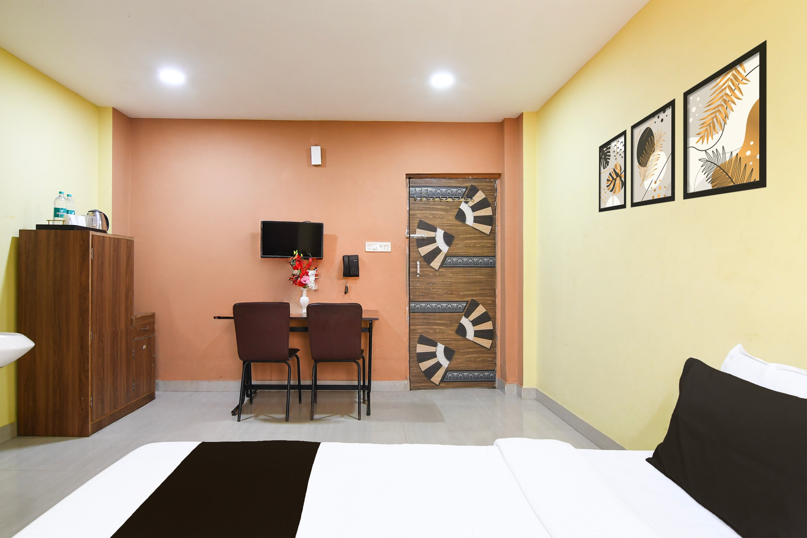 hotel o beleghata formerly santoshi banquet and marriage hall