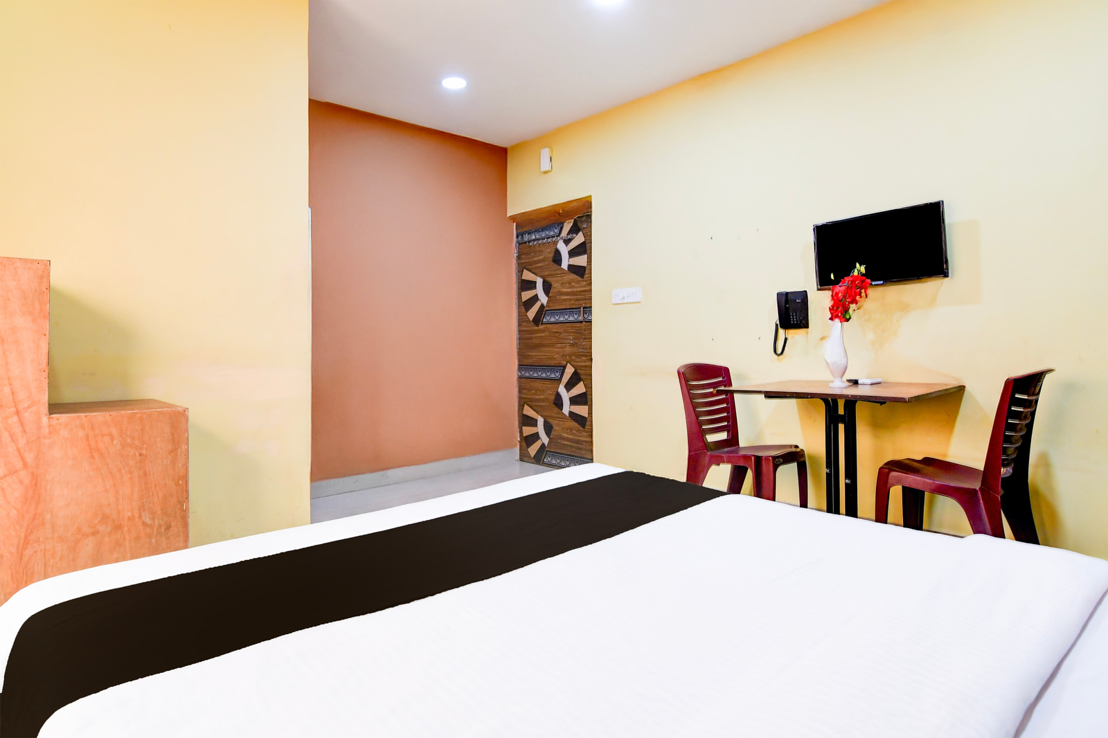 hotel o beleghata formerly santoshi banquet and marriage hall