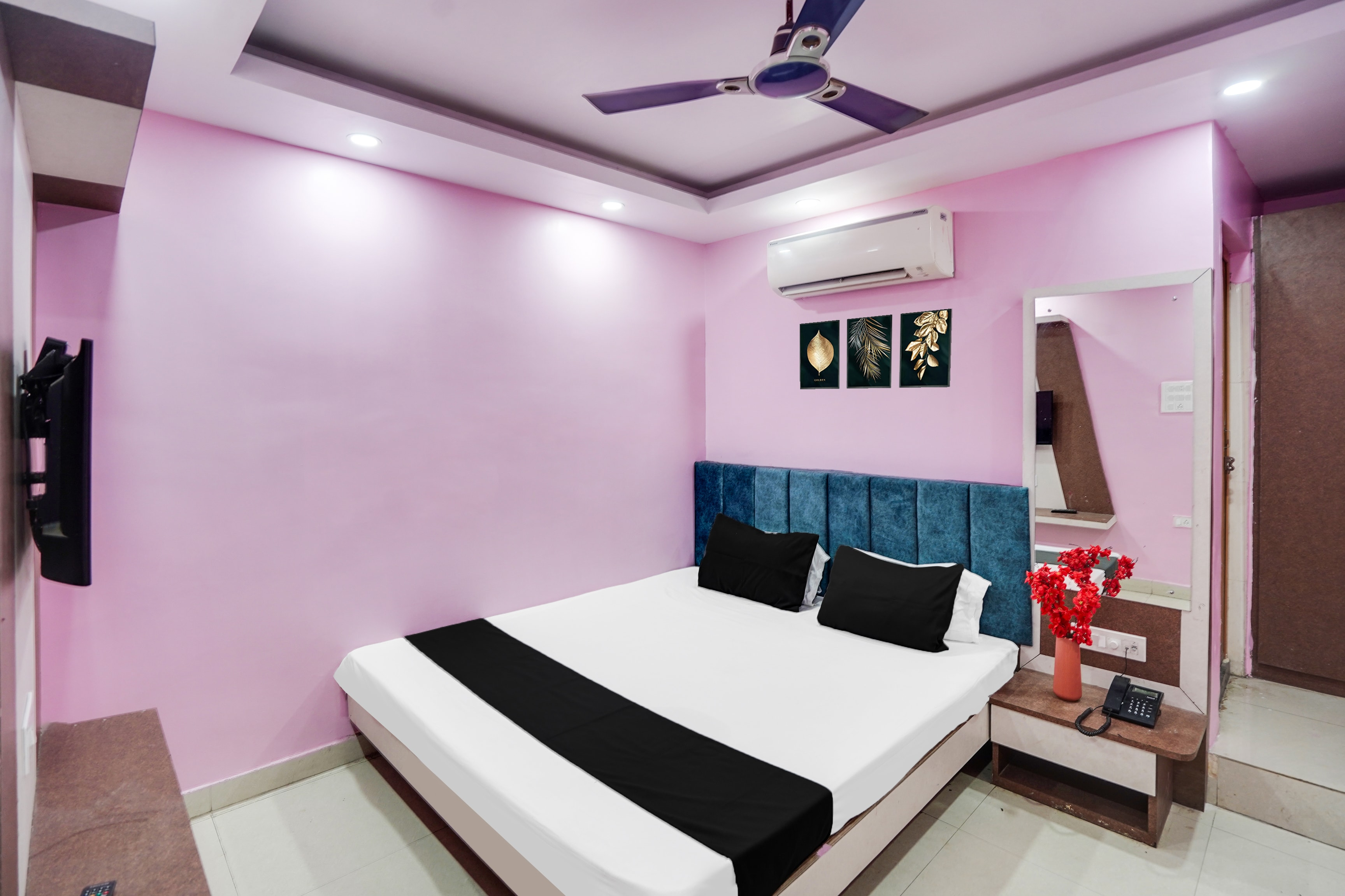 Super Townhouse Butler Road Near Maripur Chowk,,3 star