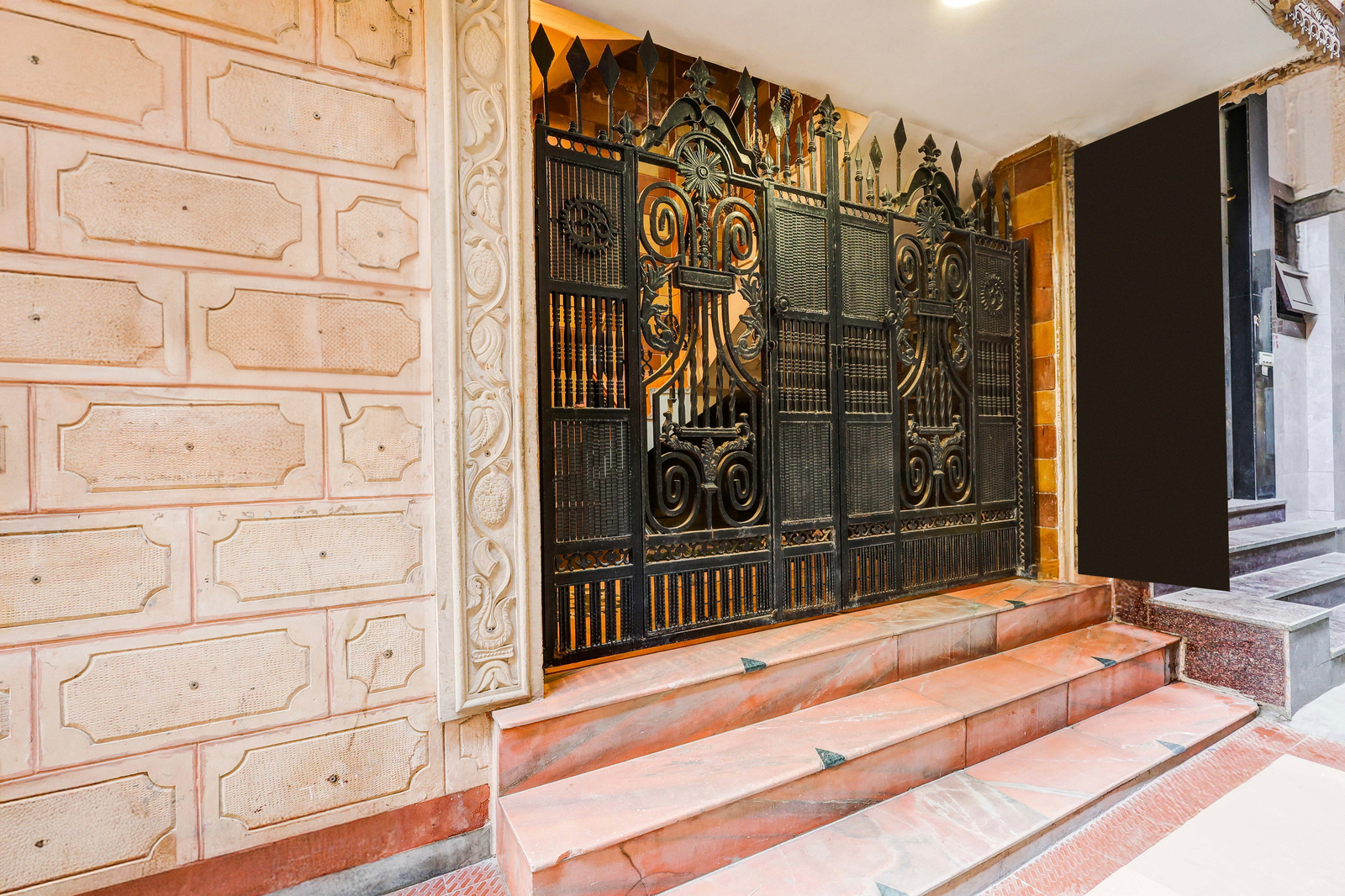 Super Collection O Palam Near Railway Station,East Of Kailash,3 star