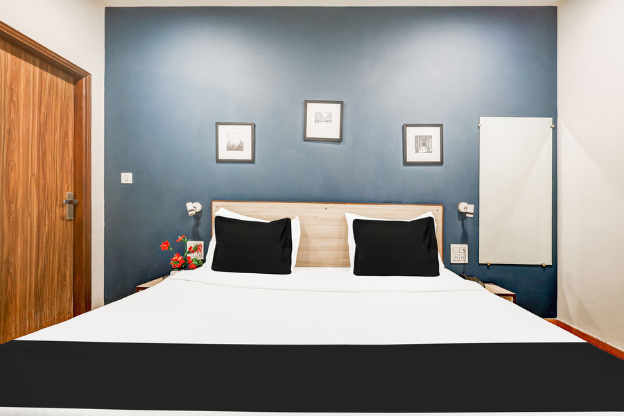 super collection o palam near railway station