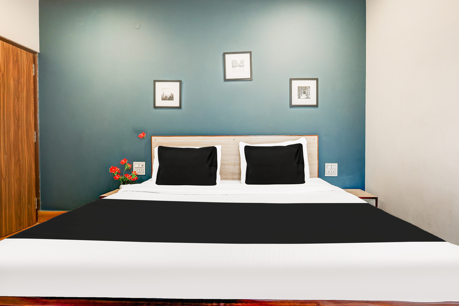 super collection o palam near railway station