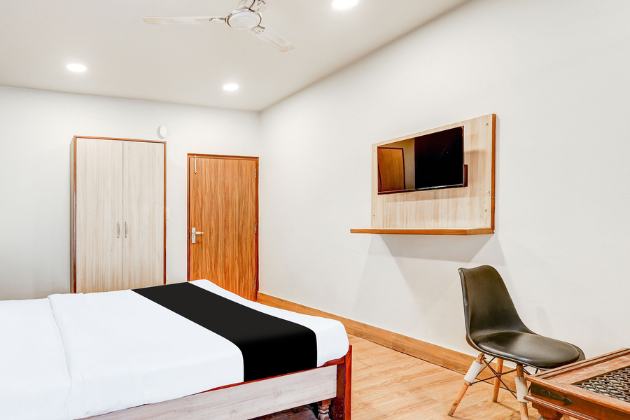 super collection o palam near railway station